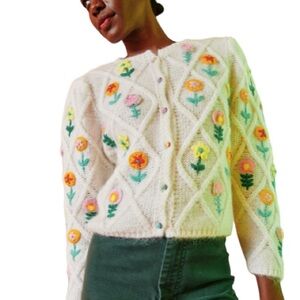 NWT Celia B Floral Embroidered Cream Bello Cardigan